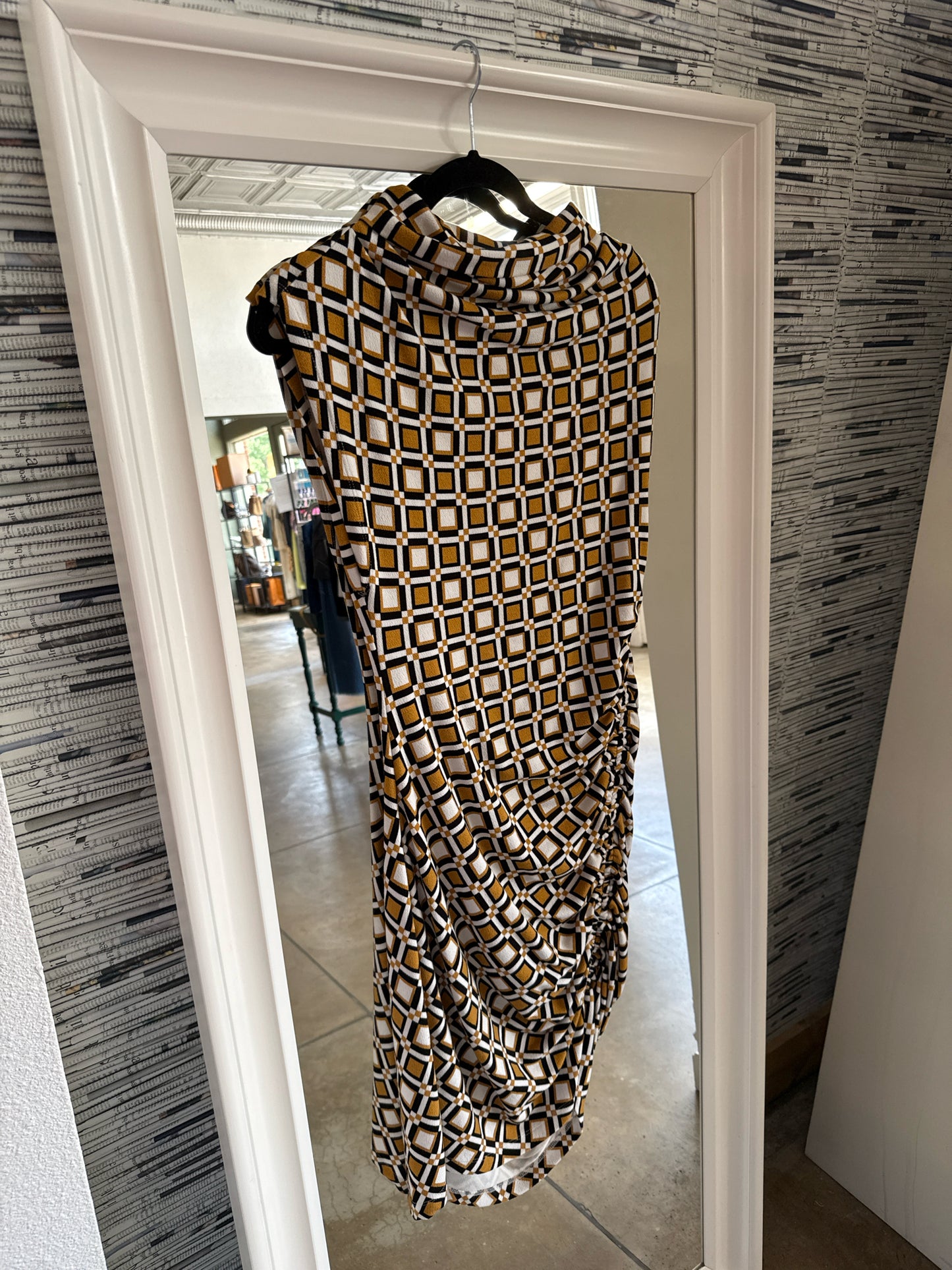 Anthropologie Size M Yellow/Black Dress