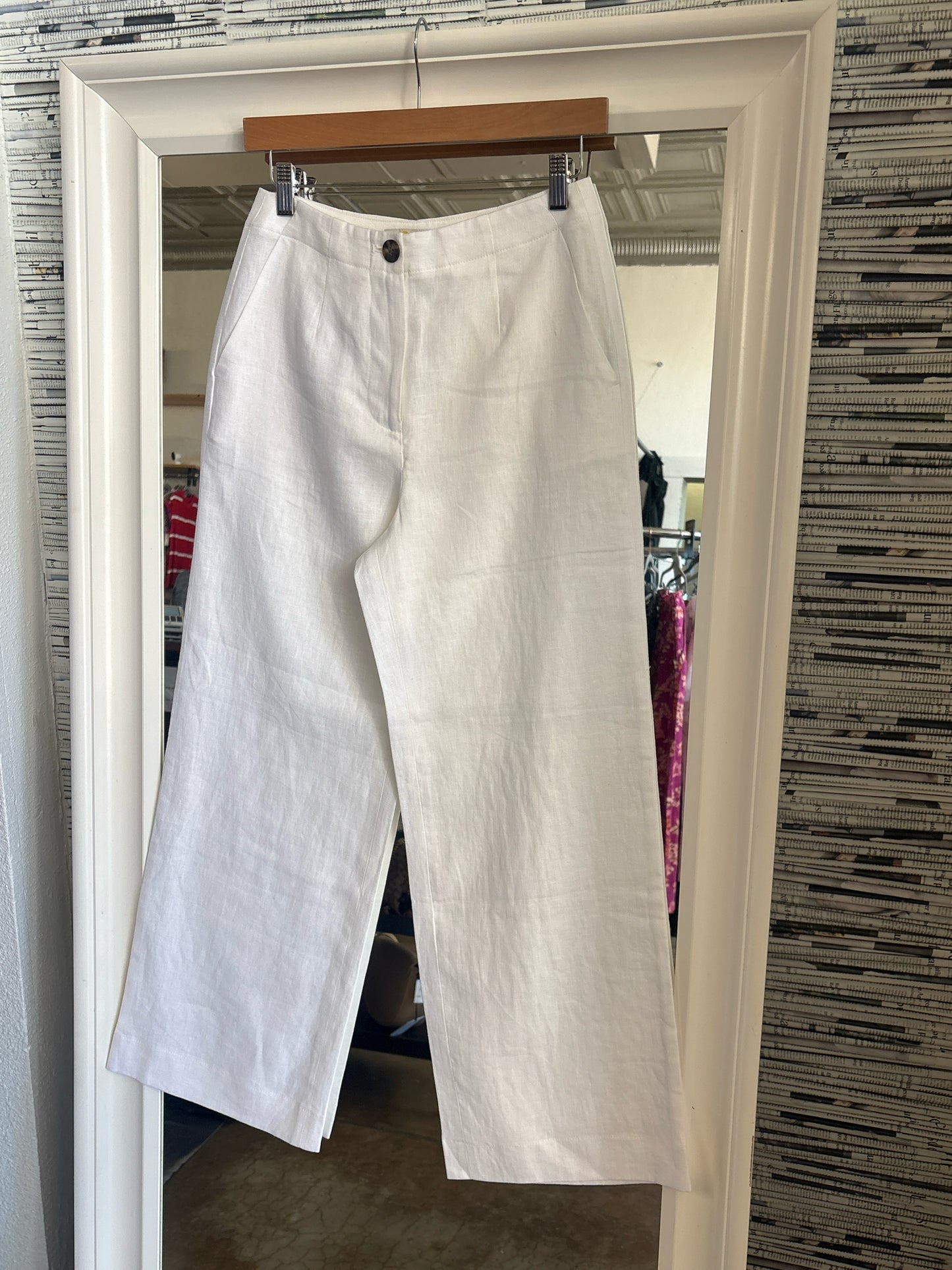 Boden Size 2 White wide leg Pants