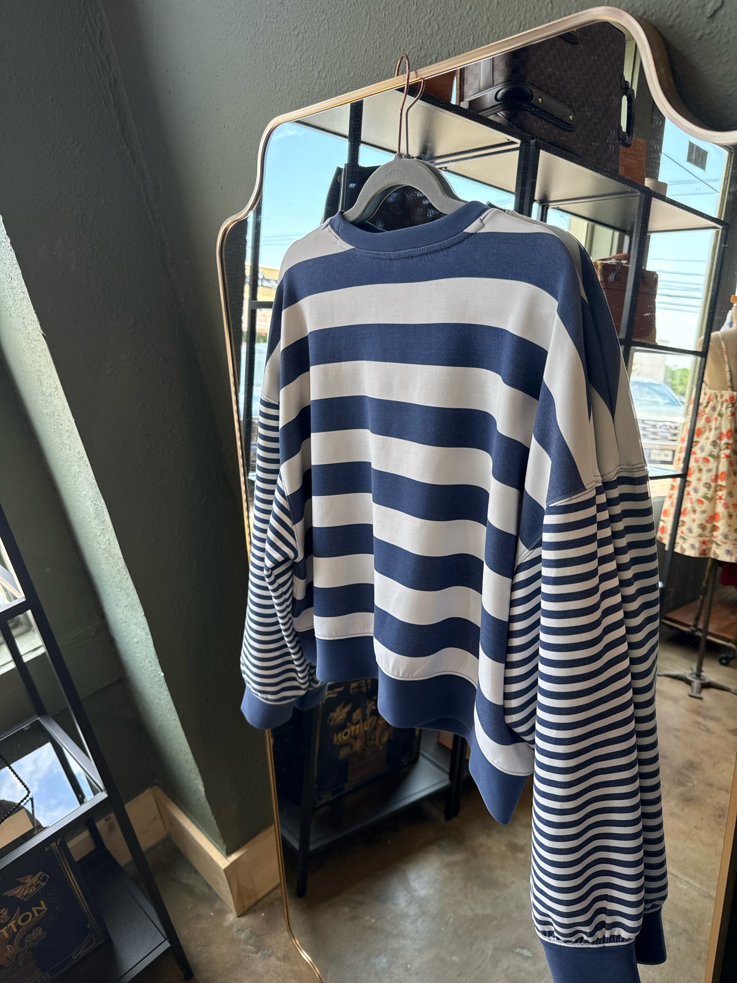 As Revival Size M Blue/White Pullover/Hoodie