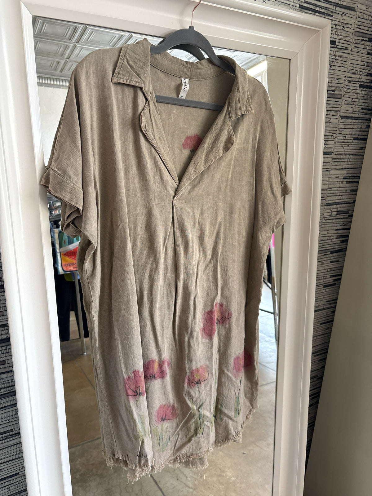 Zenana Size M tan print Dress