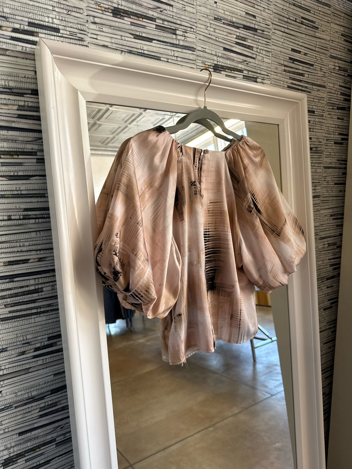 DKNY Size S Tan Top