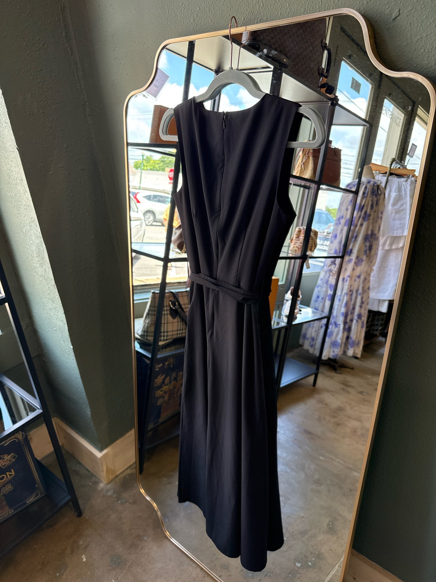 CALVIN KLEIN Size 2 Black Sleeveless Dress