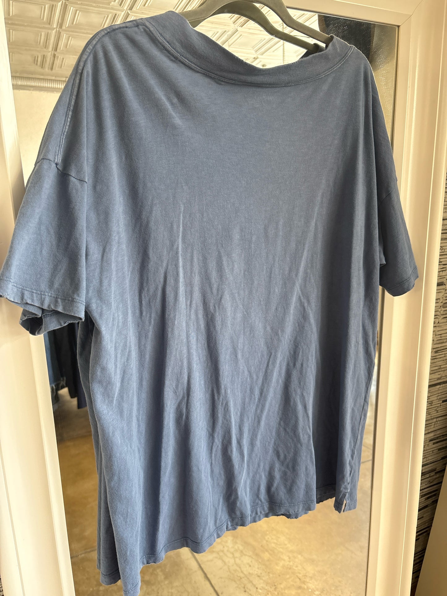 Aerie Size L Blue Top