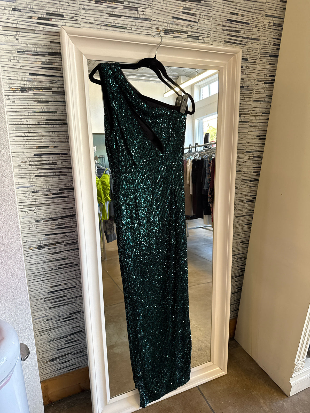 Remi x Revolve Size M Green Formal