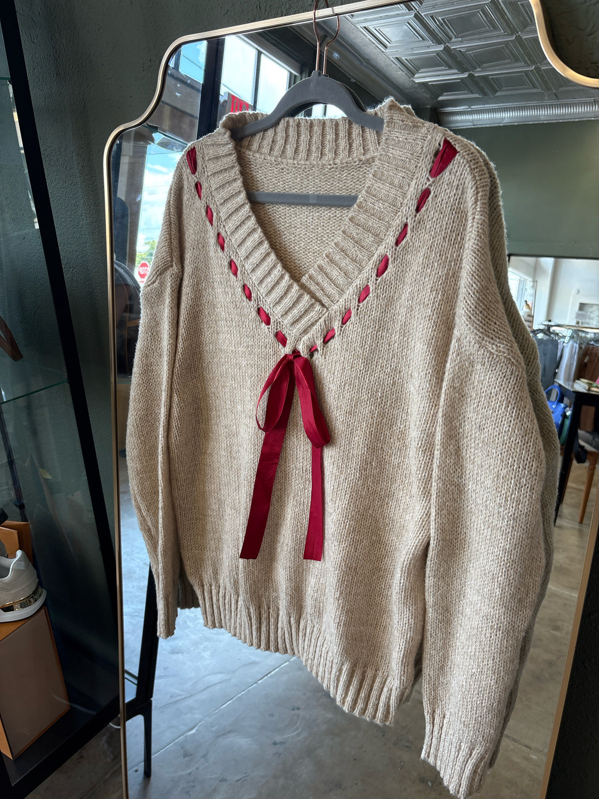 Beige L Sweater