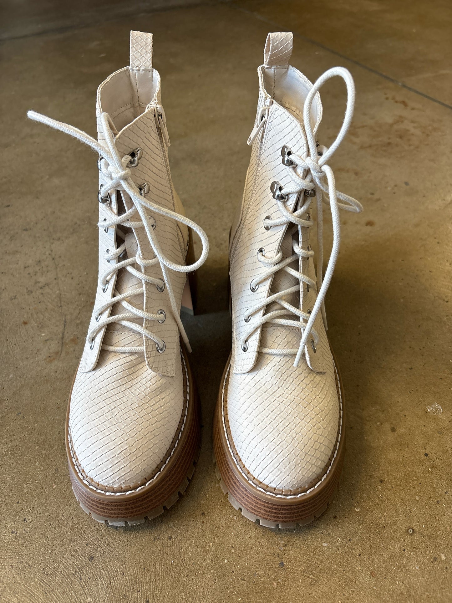 mia Shoe Size 7.5 Boots