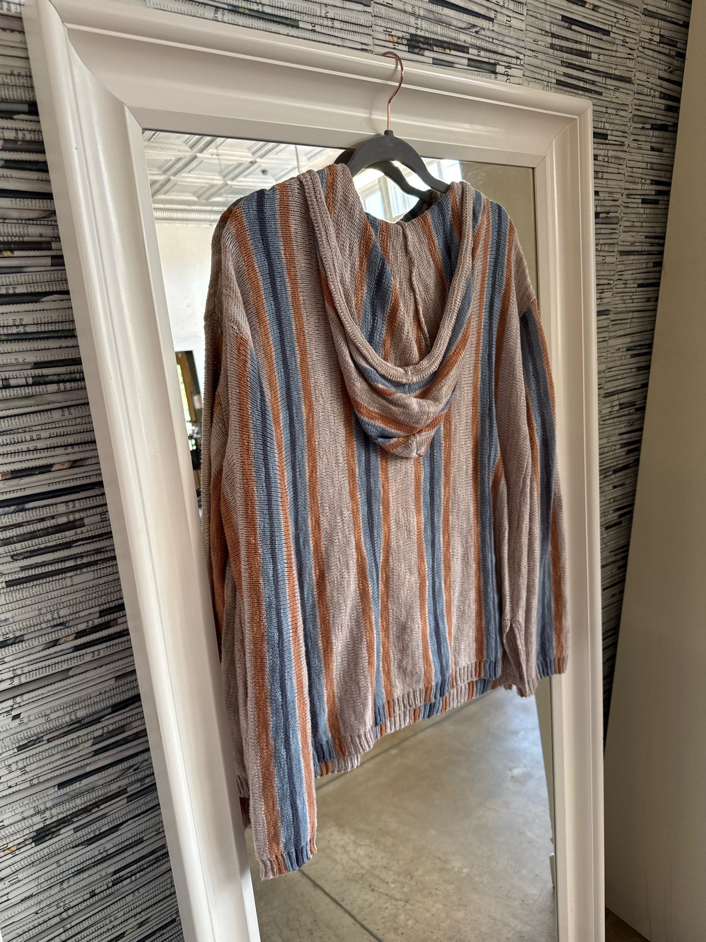 Lucky Brand Size M Orange/Blue Pullover/Hoodie
