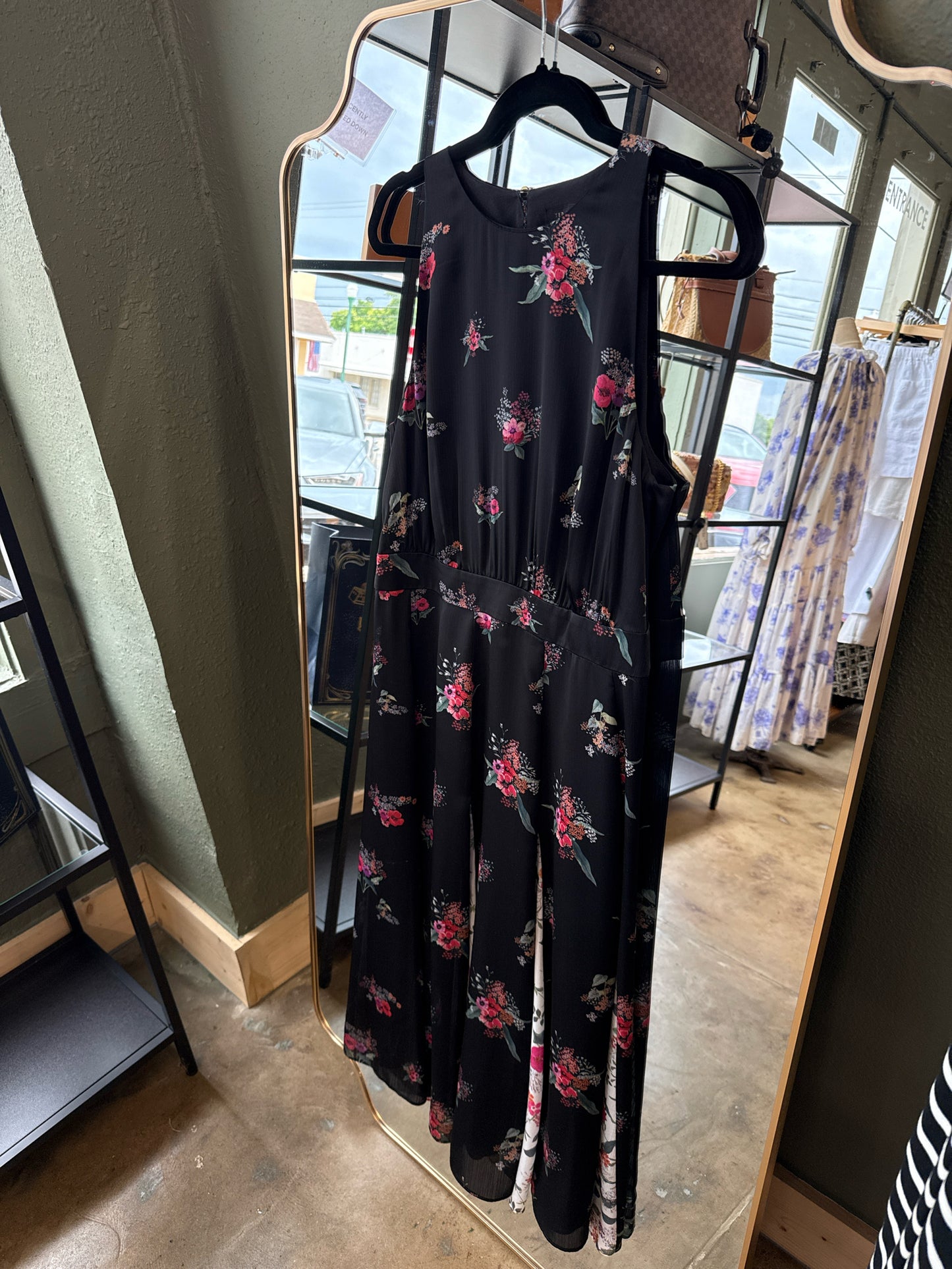 ted baker Size 3 black/floral Dress