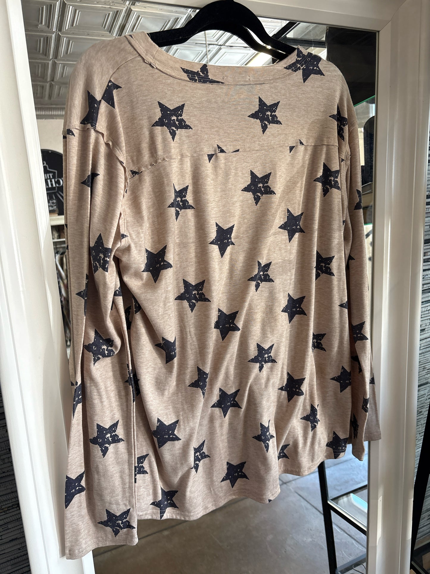 Easel Size M Top