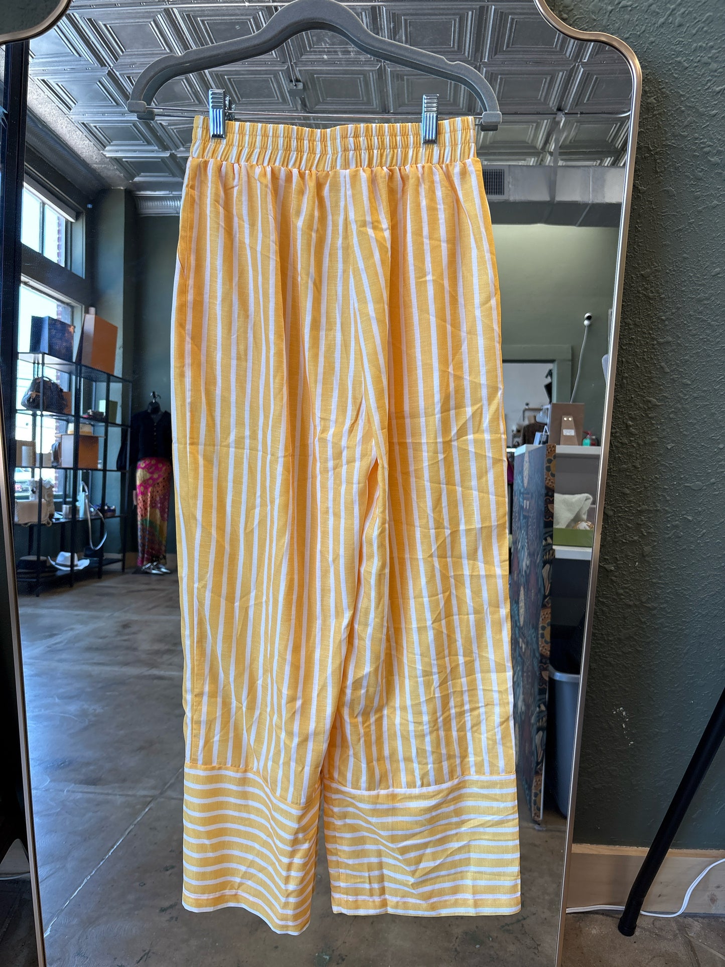 Commense Size S Yellow & White Two Piece Set