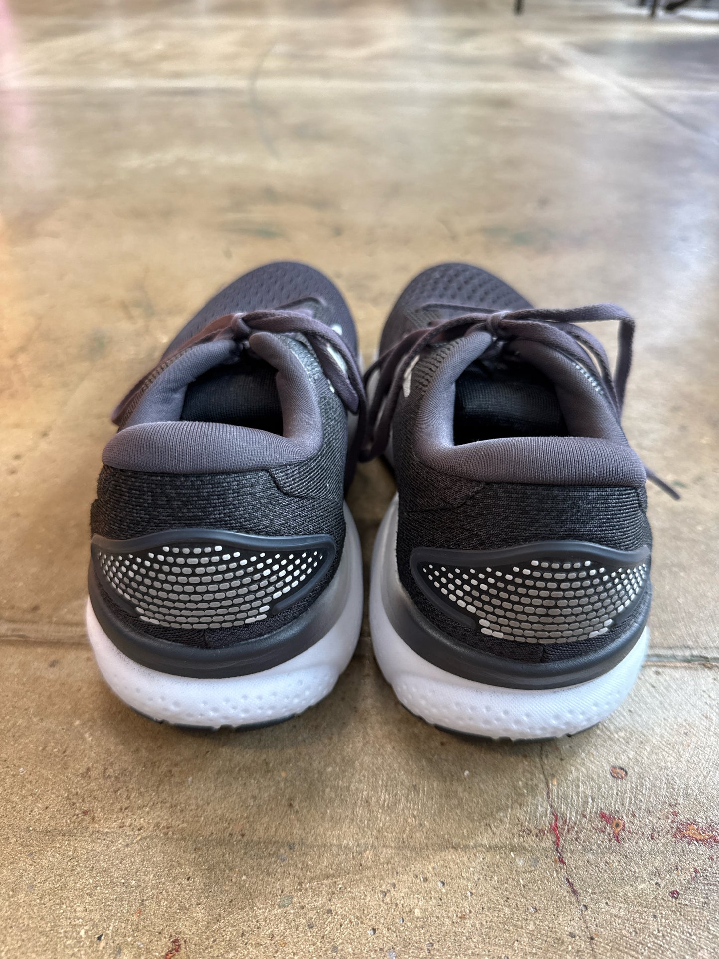 Brooks Shoe Size 9.5 Black Sneakers