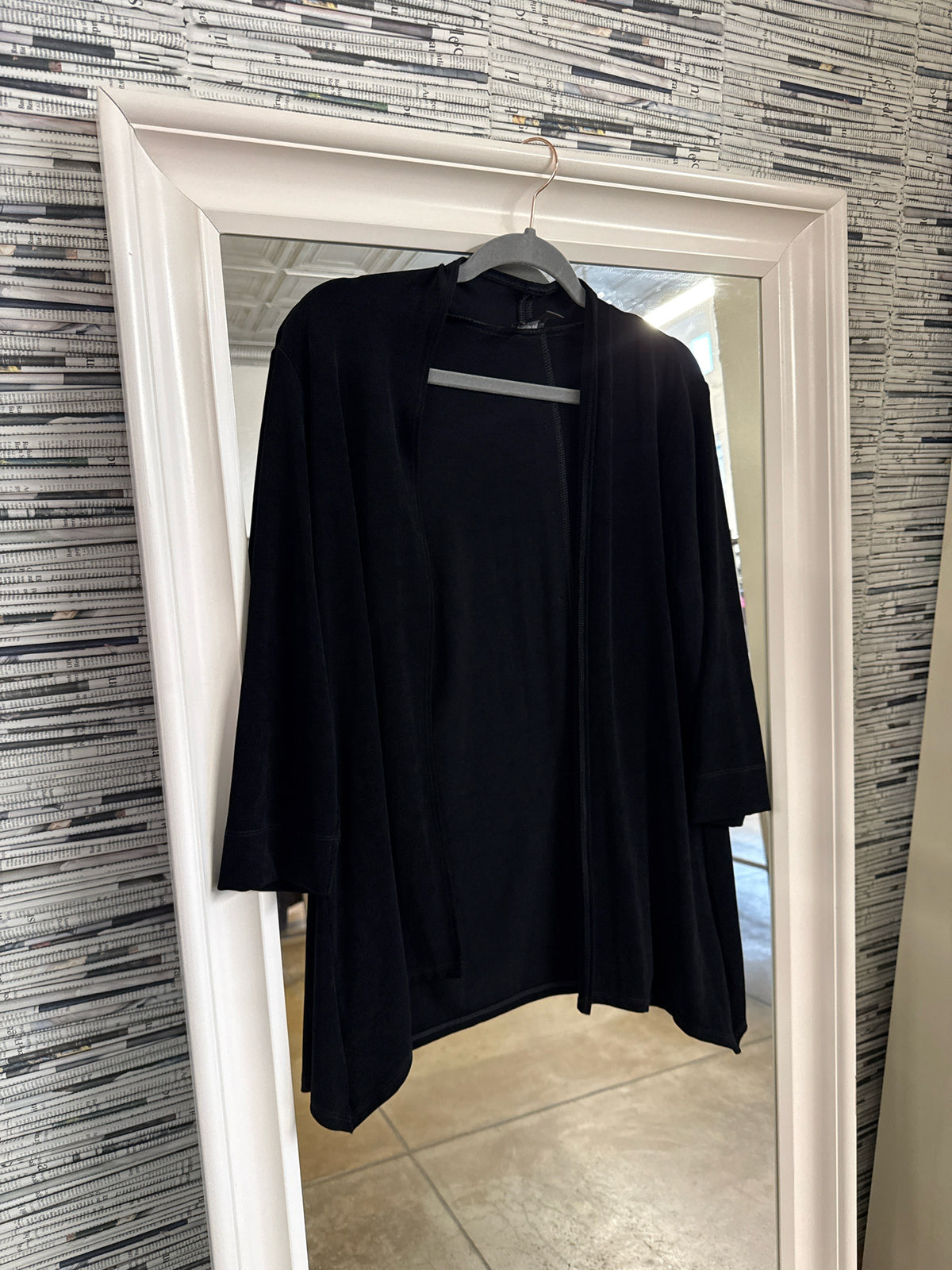 Travelers by Chico's Size S Black Top