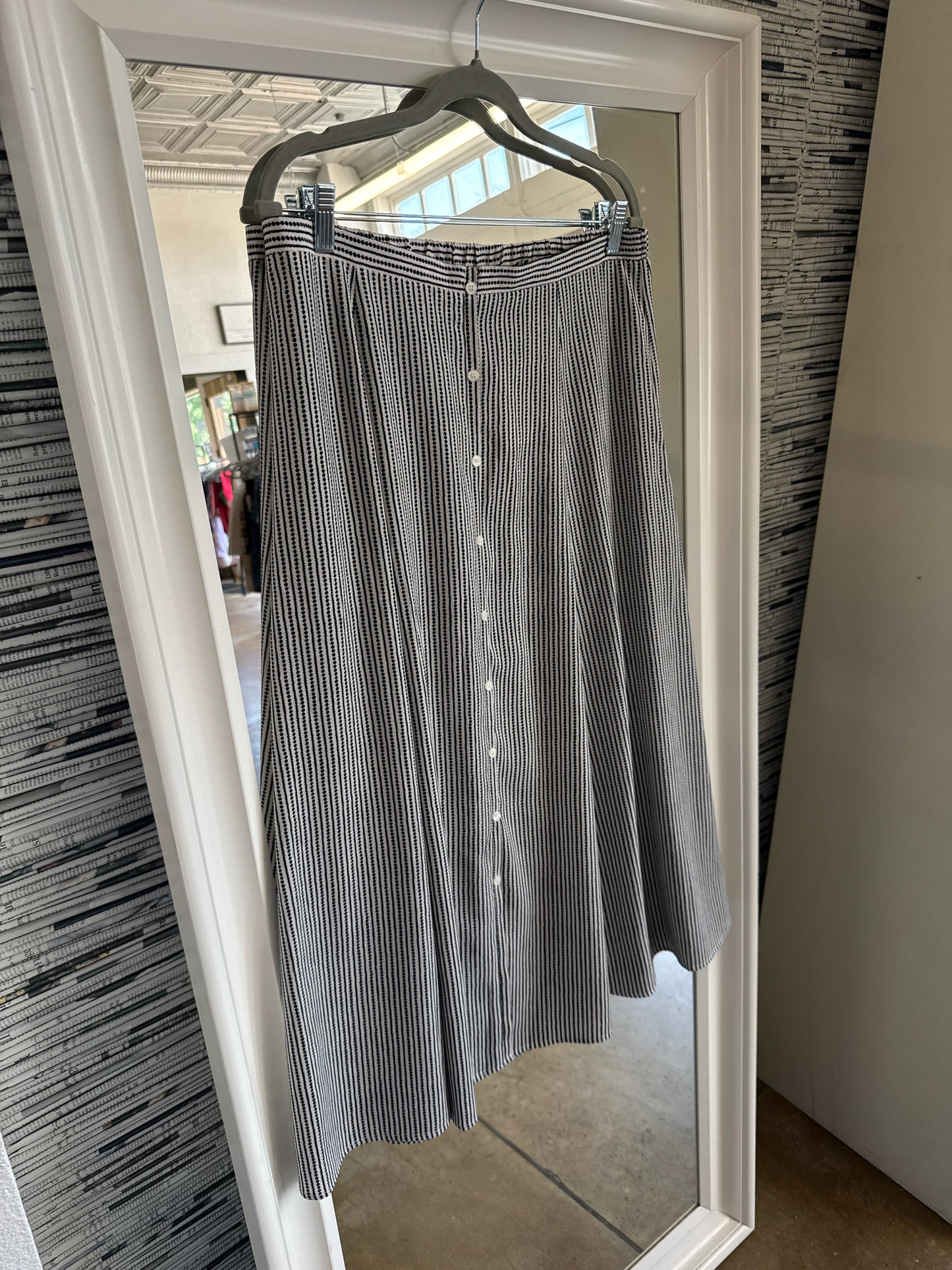 Max Studio Size XL Black/White Skirt