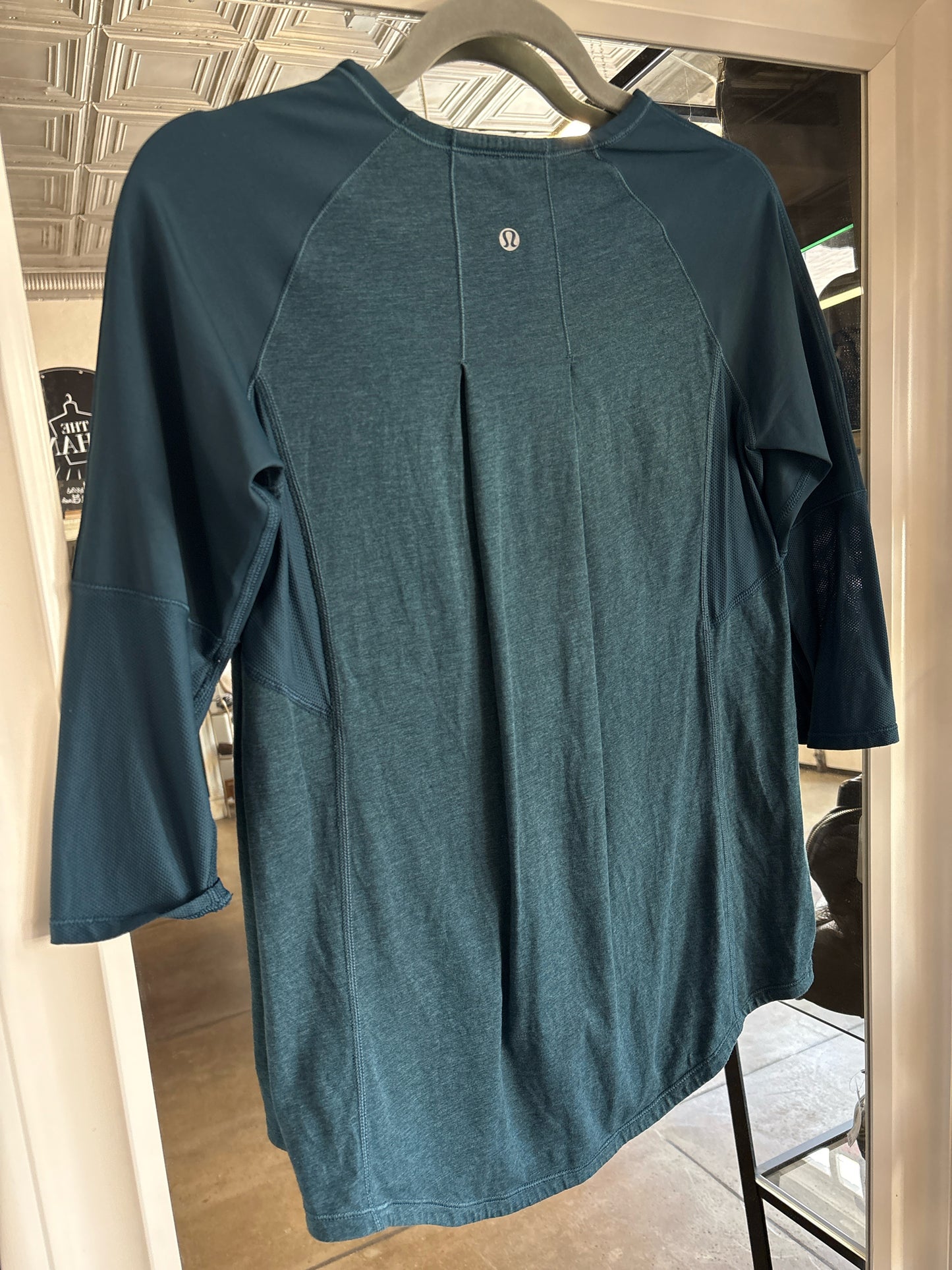 Lululemon Size S? Tops