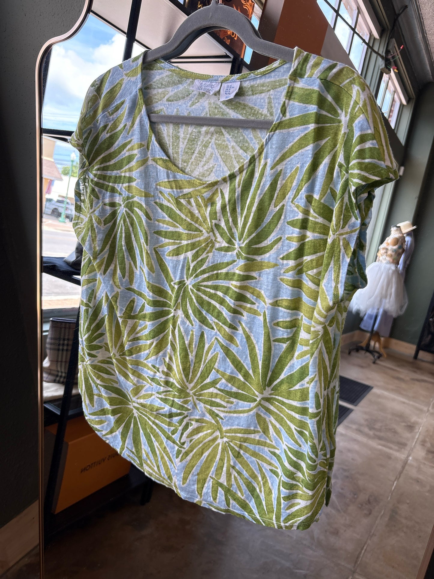 Sigrid Olsen Size XL green and blue Top