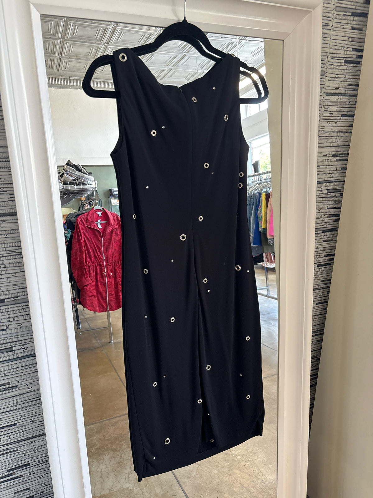 Kay Unger Size 8 Black Dress