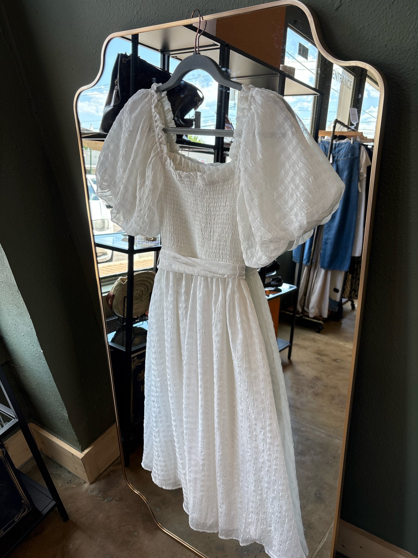 Aura Size XS Ivory Dress