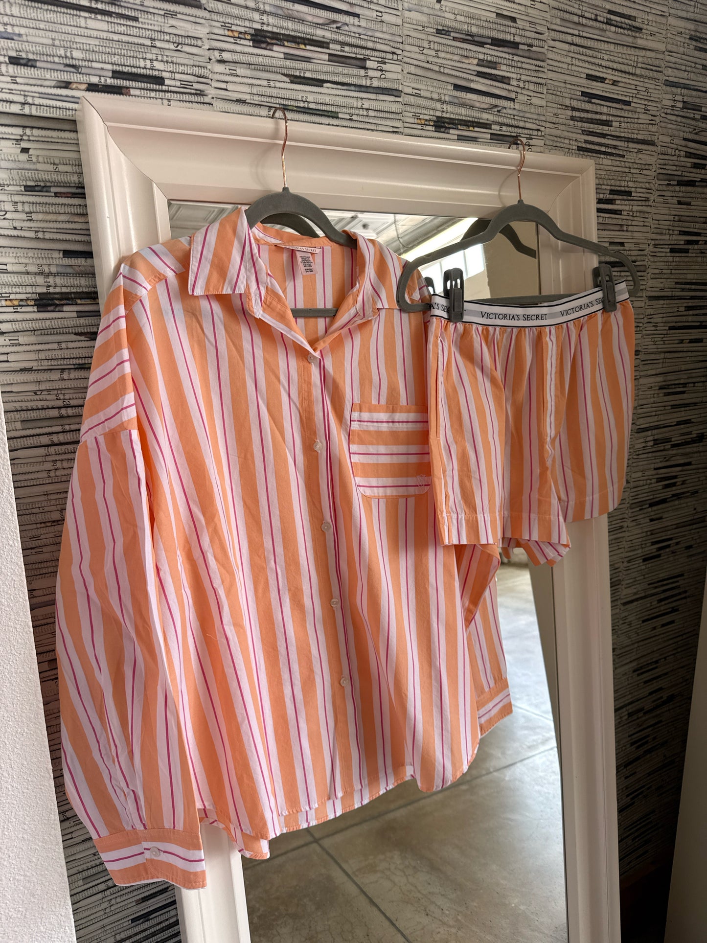Victorias Secret Size S Pink/Orange Two PC Set
