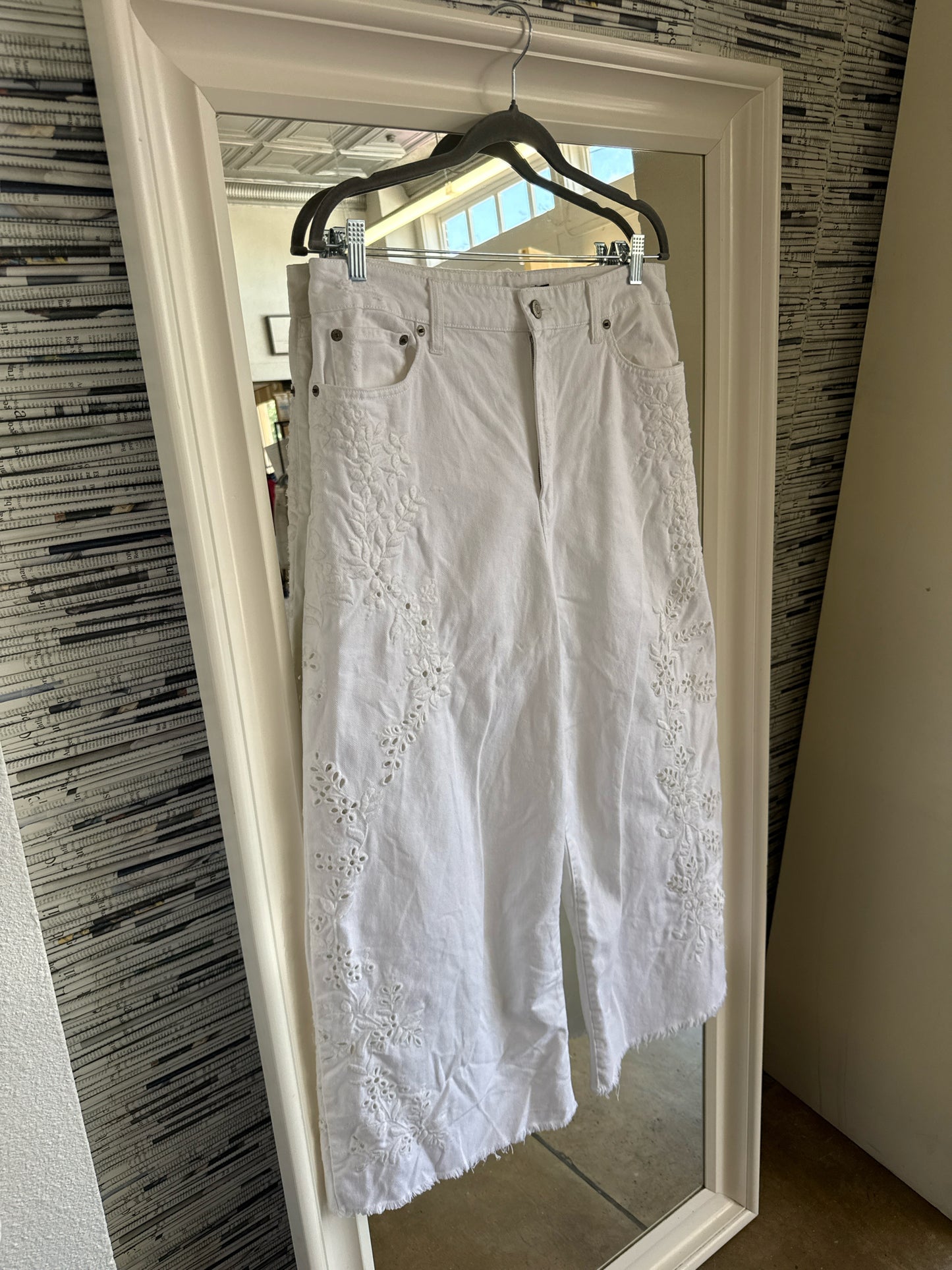 Lauren Ralph Lauren Size 12 White Pants