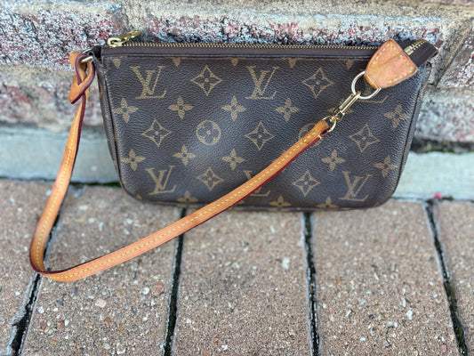 Louis Vuitton Brown/Tan Signature Monogram Purse