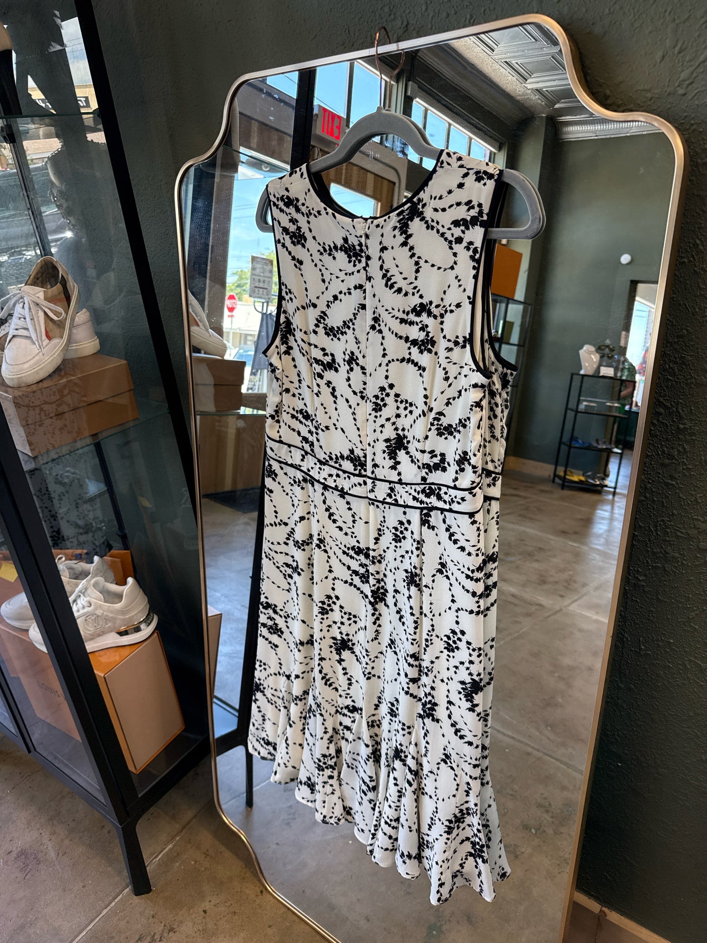 TALBOTS Size 10P White/Black Dress