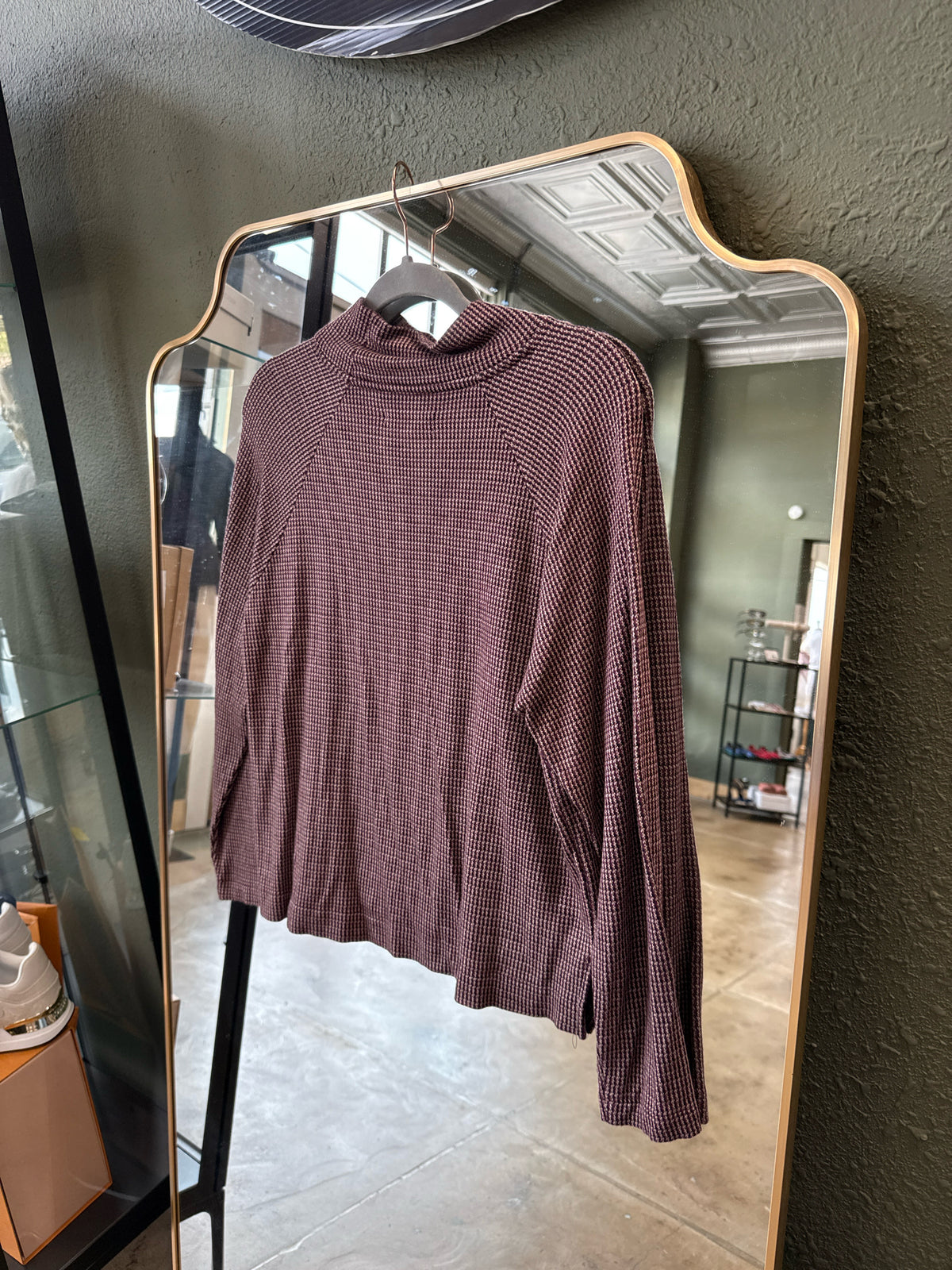 Lou & Grey Size XS Purple Top