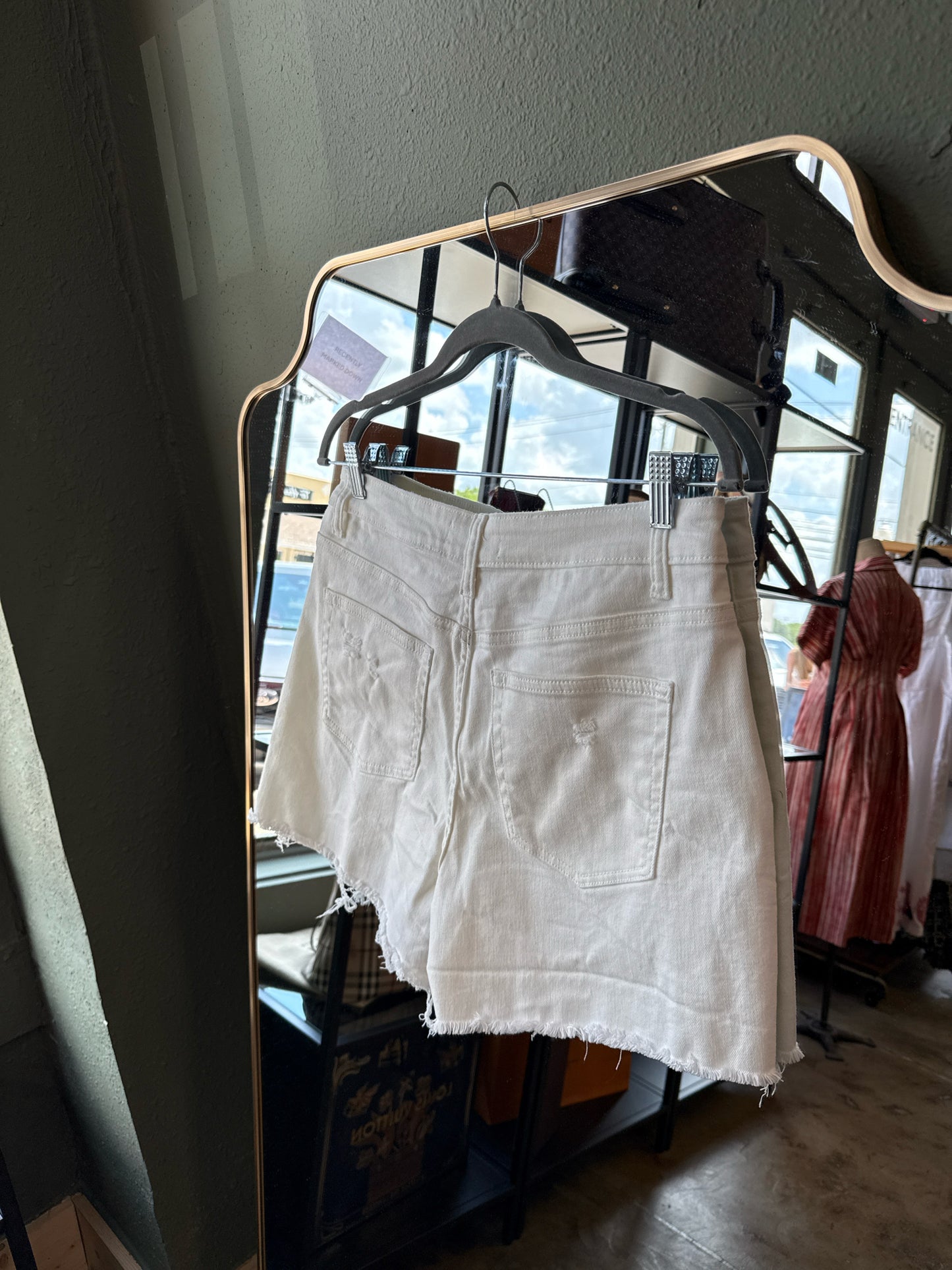 Zenana Size L White Shorts