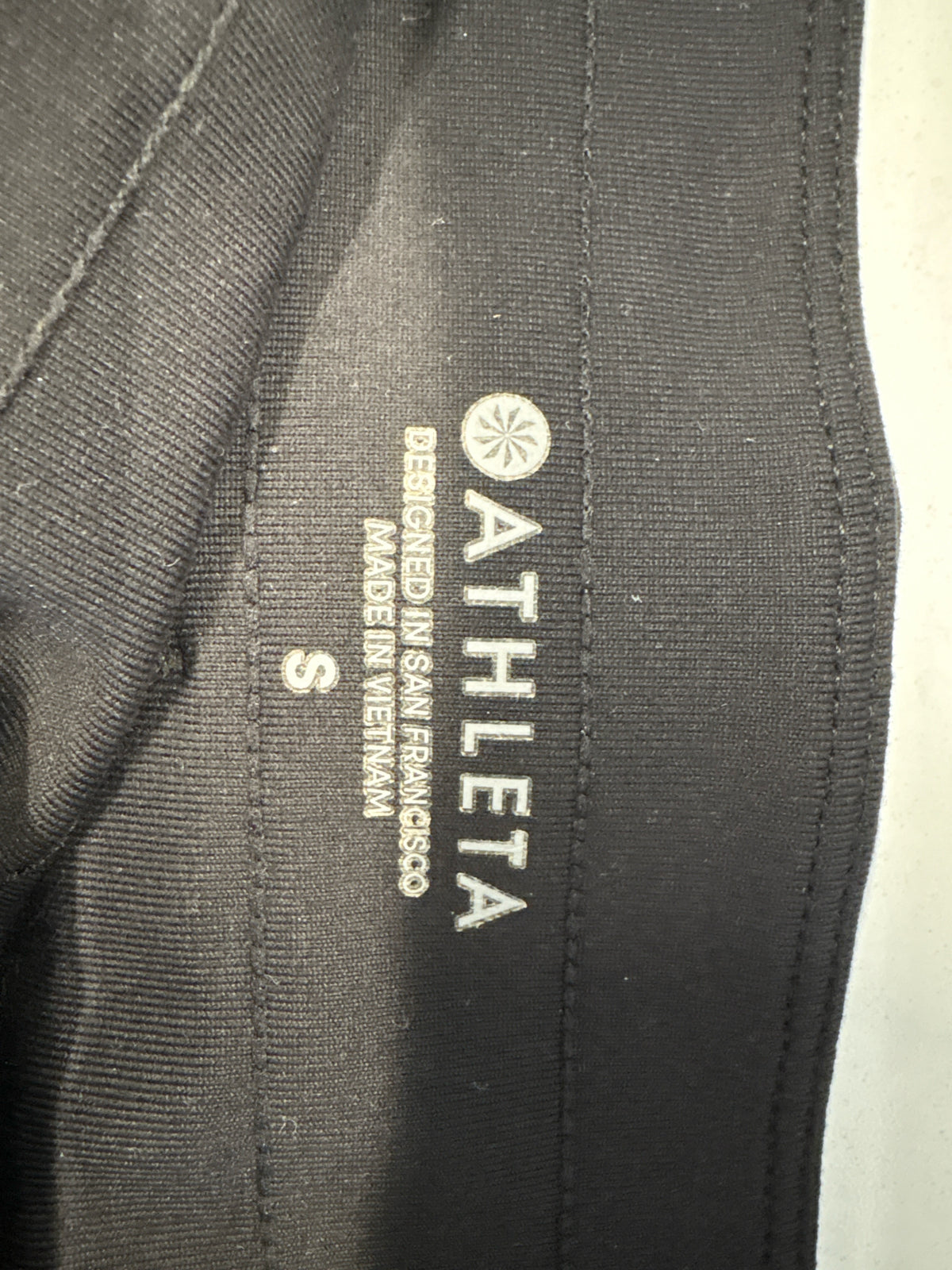 ATHLETA Size S Black Skirt