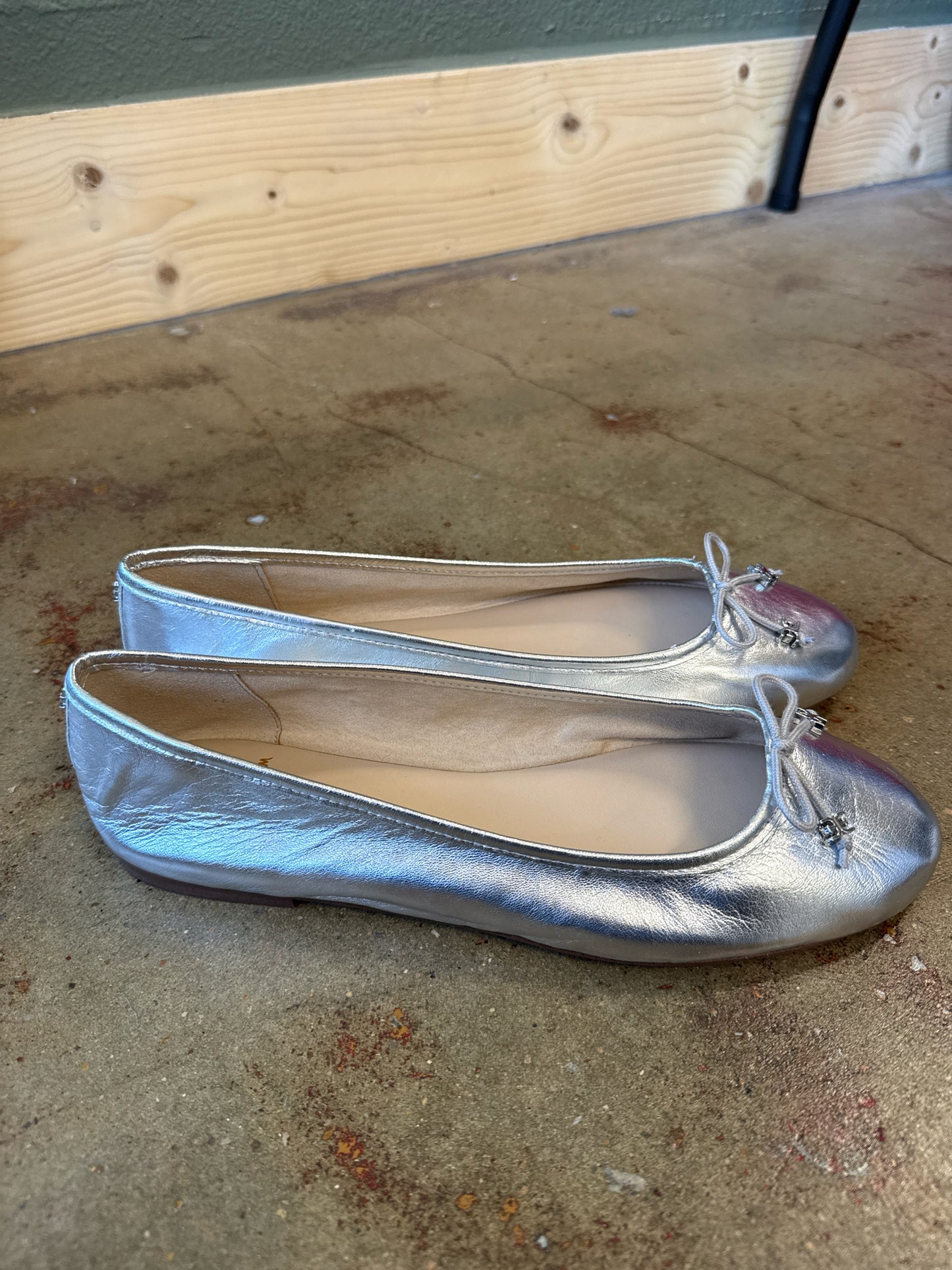 Sam Edelman Shoe Size 10 Silver Flats