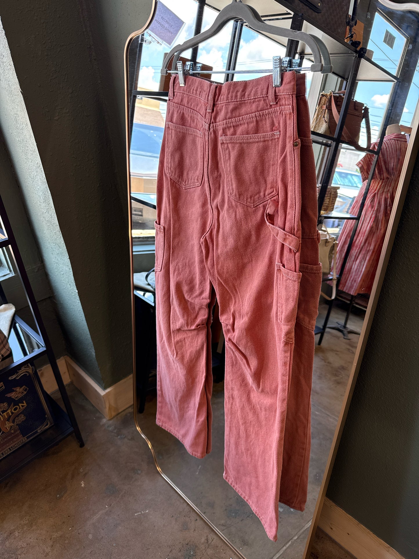 Lioness Size XS Red Pants
