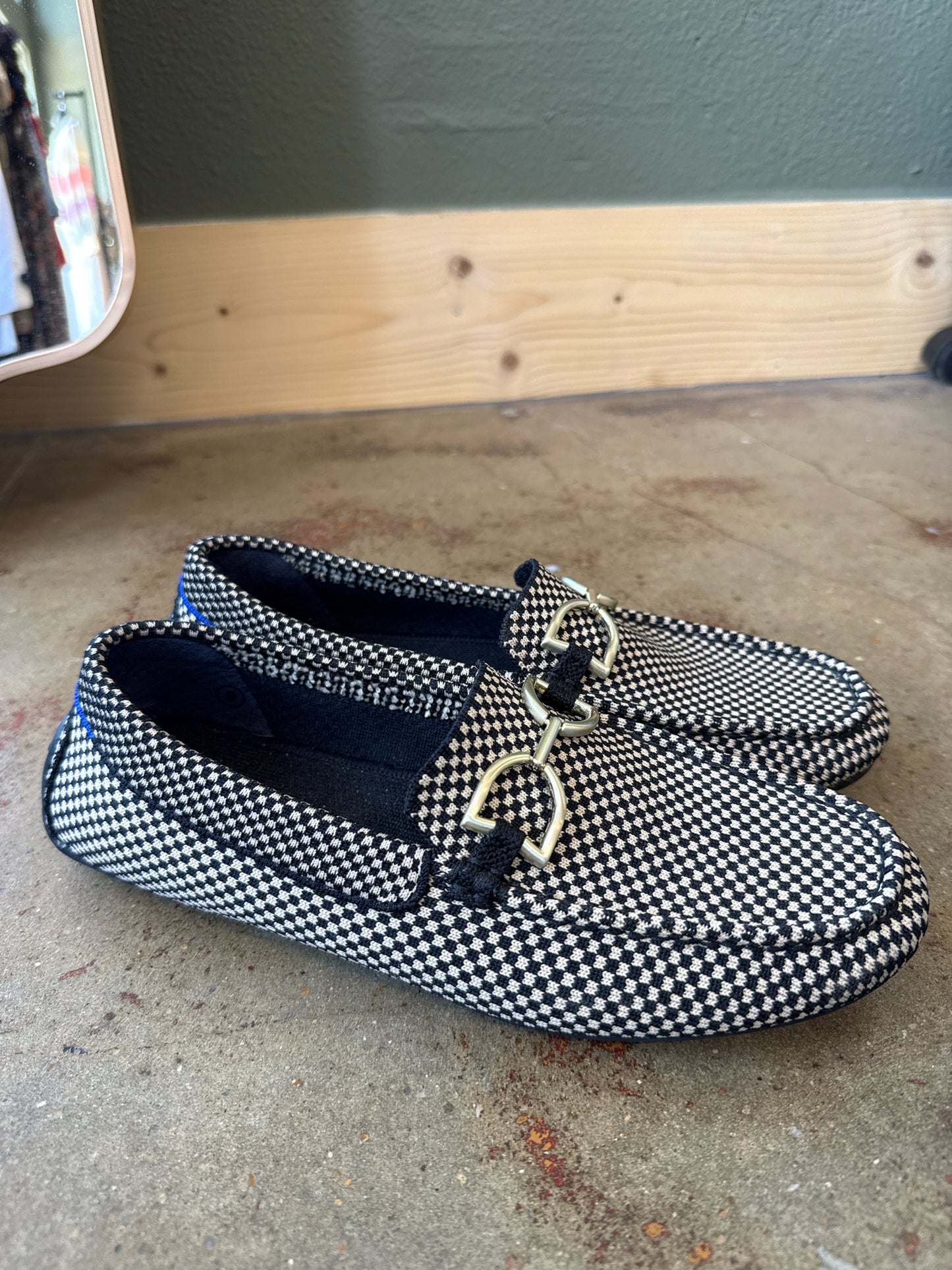 ROTHY'S Shoe Size 9 Black/White Loafers