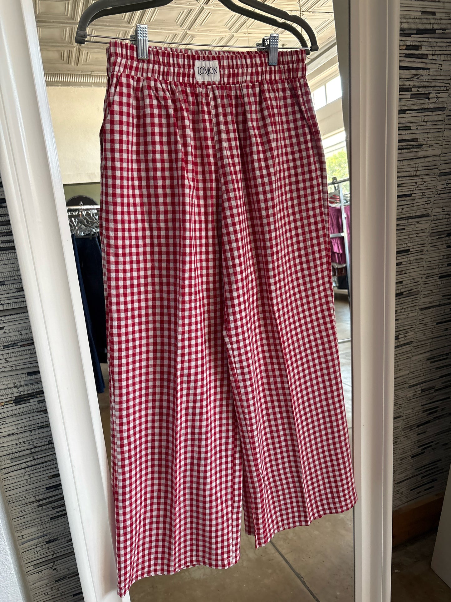 Lomon Size S Red & White Checkered Pants