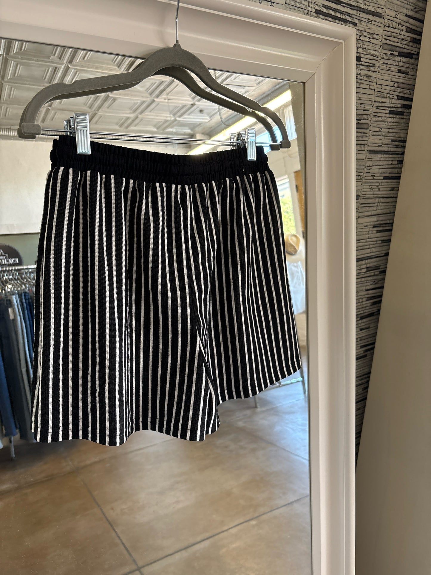 Cicy Bell Size S Black & White Two Piece Set