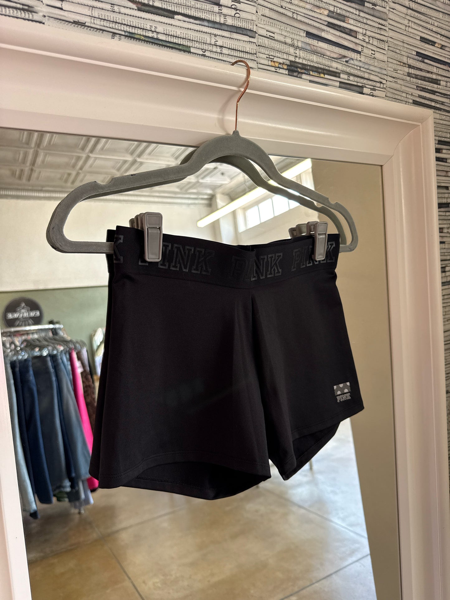 PINK Size S Black Shorts