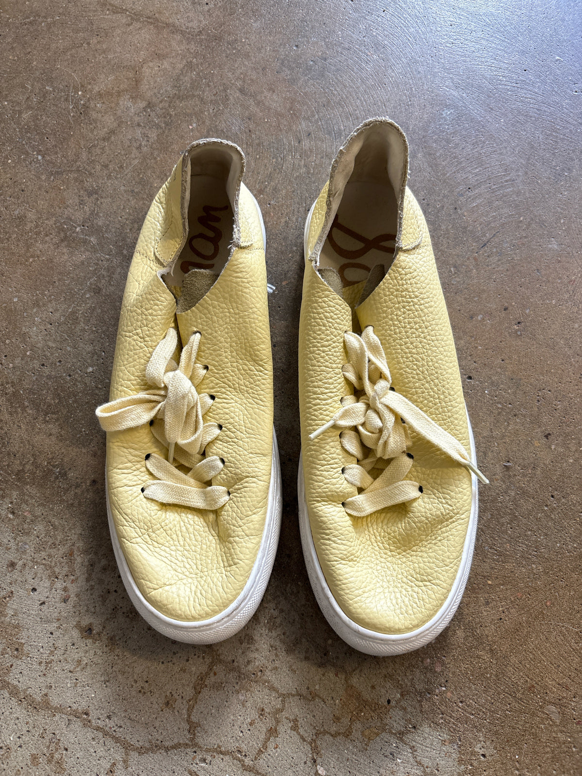 Sam Edelman Shoe Size 7 Yellow Sneakers