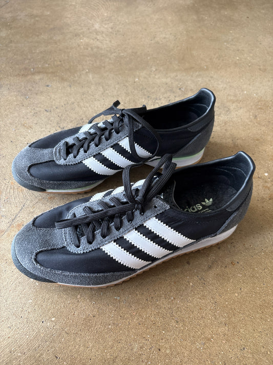 Adidas Shoe Size 6 Black Sneakers