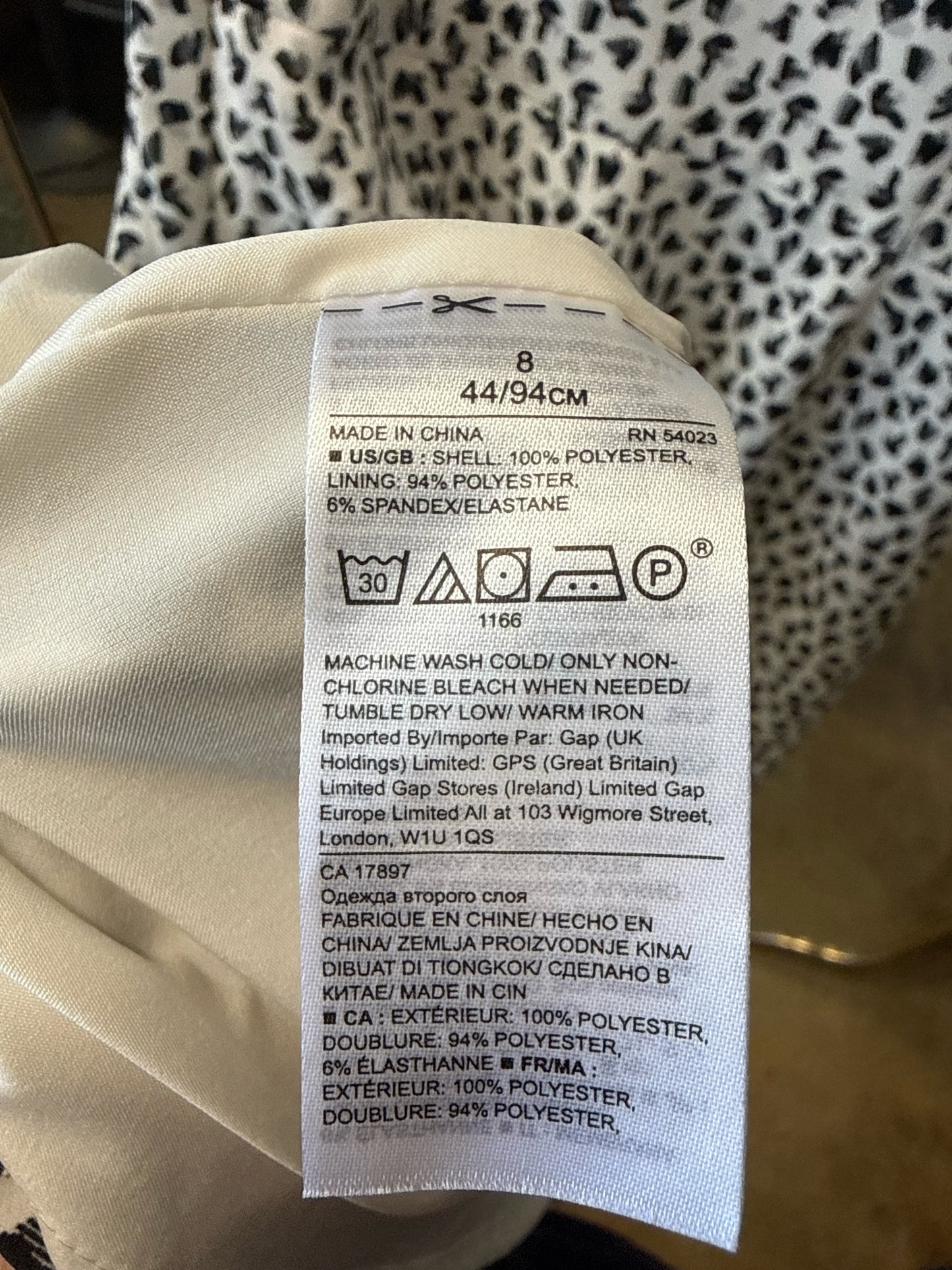 Banana Republic Size 8 Black/White Dress