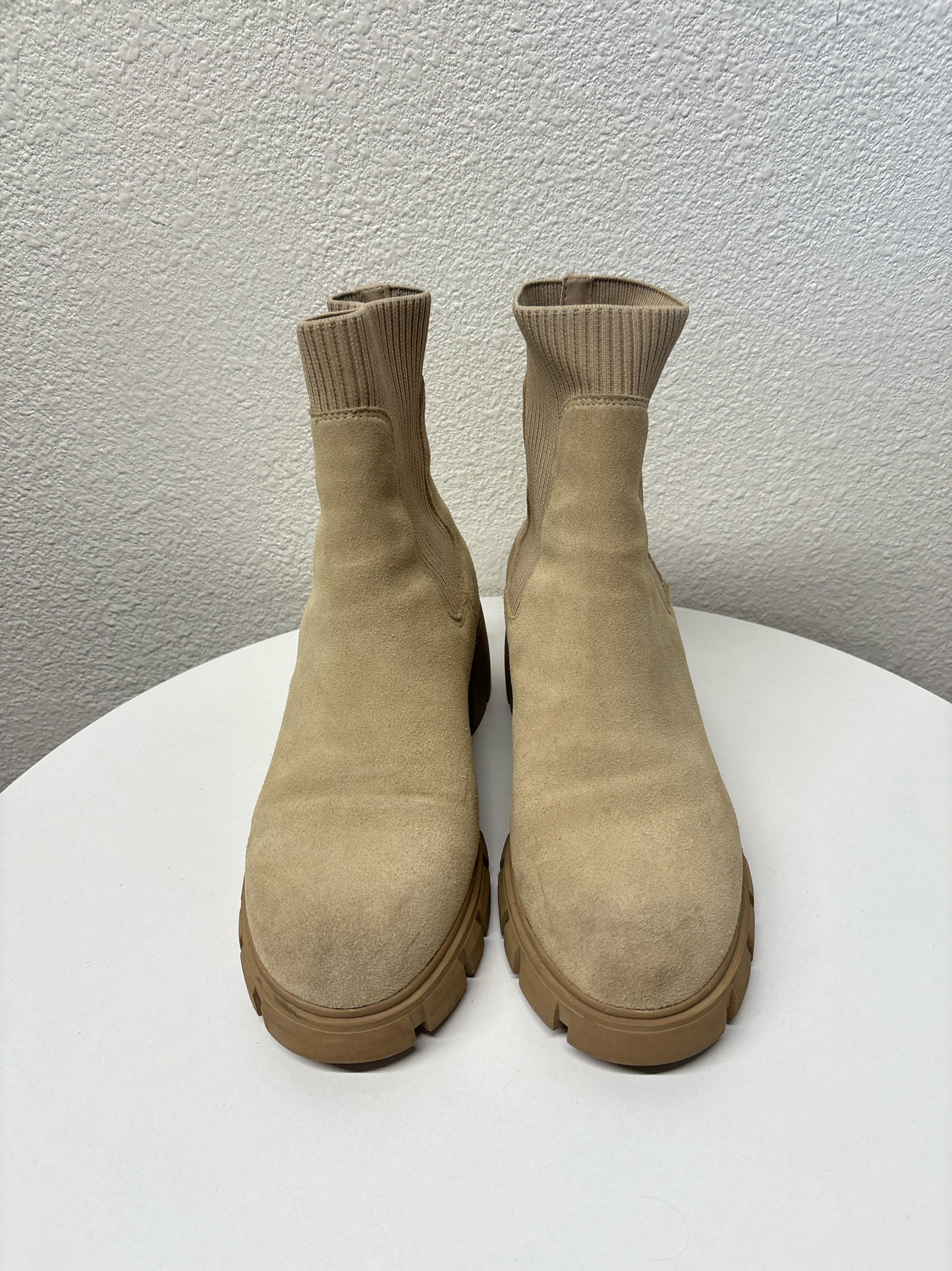 Steve Madden Shoe Size 9 Tan bootie Boots