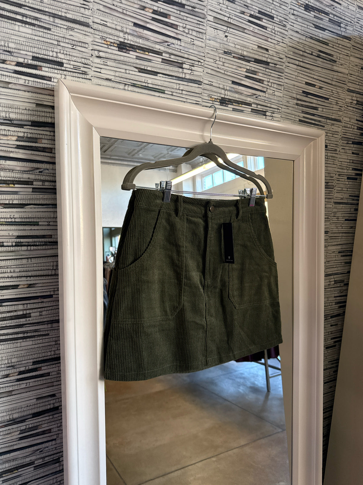 Lulus Size M Green Skirt