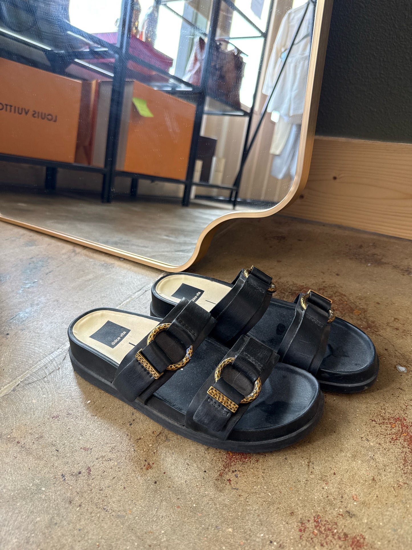 Dolce Vita Shoe Size 7 Black Sandals