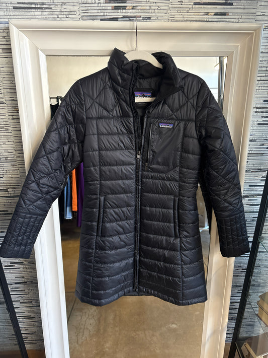 patagonia Size XS Black Quilted Coat