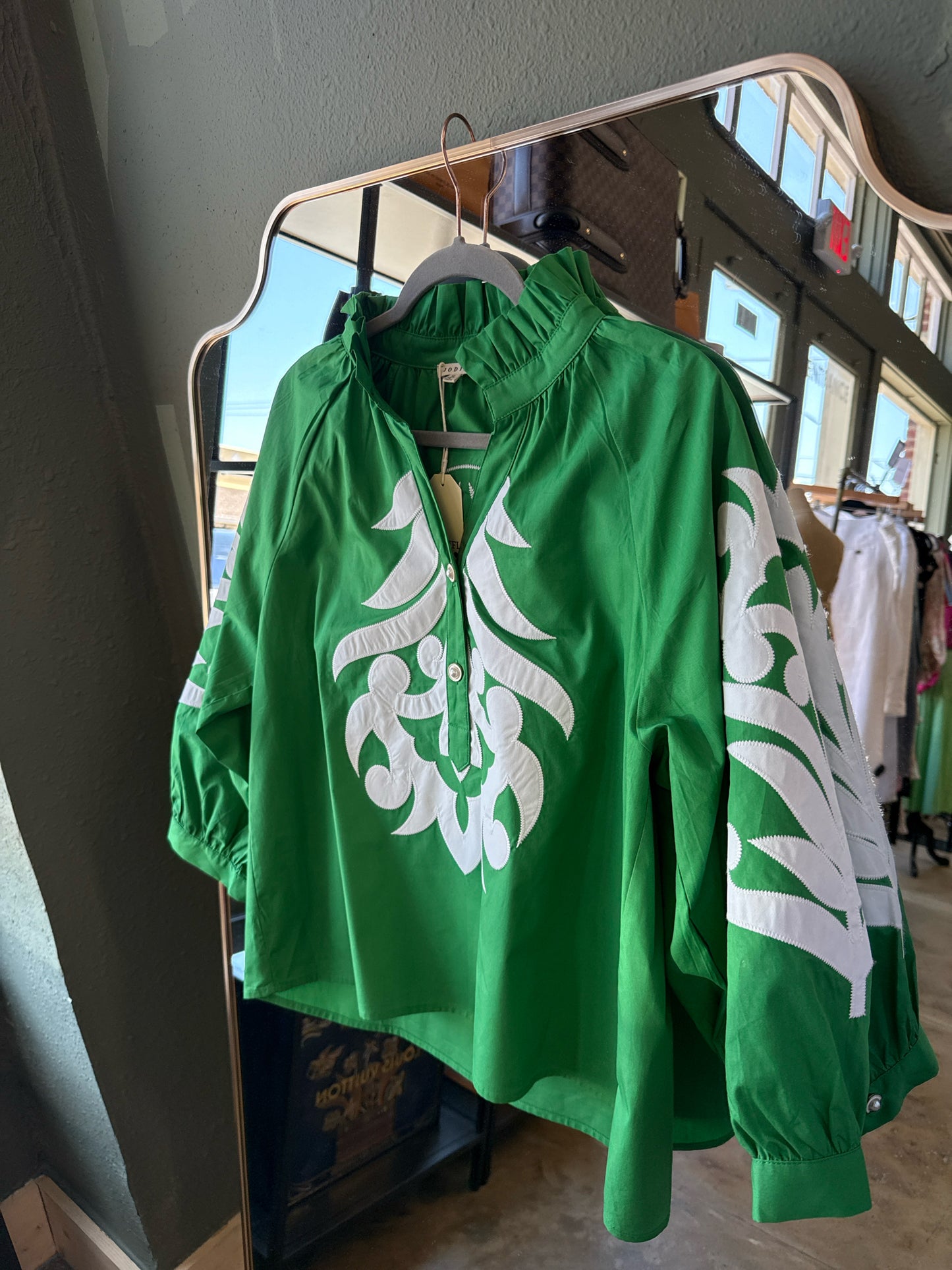 Jodifl Size M Green/White Top