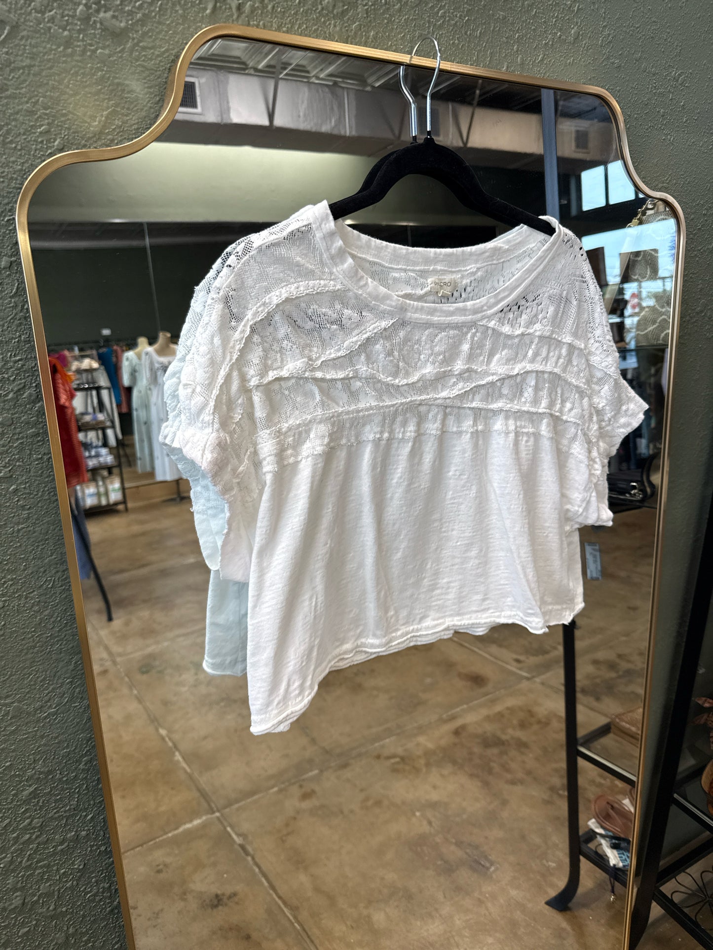 Pilcro Size XS White Top