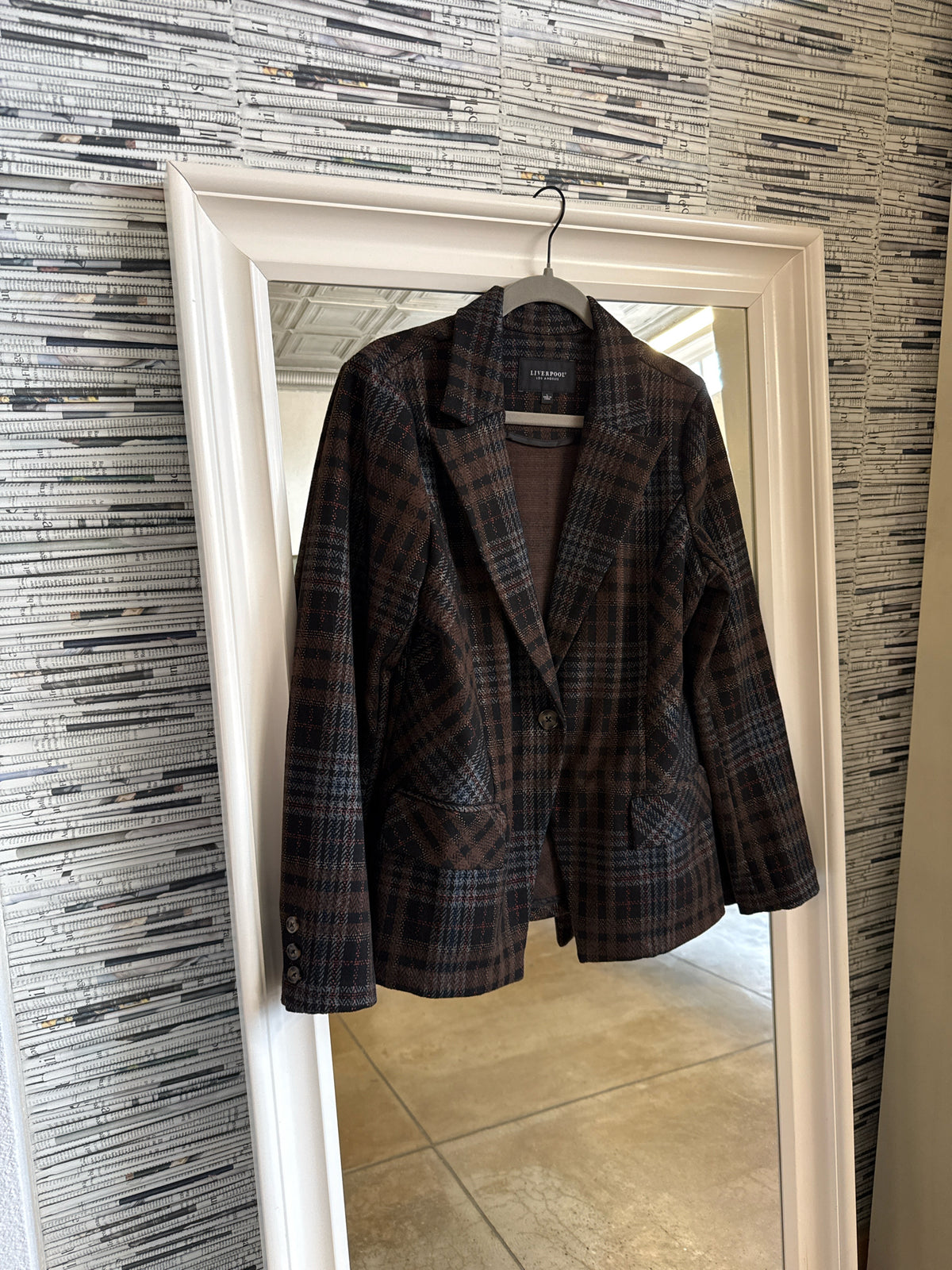 Liverpool Size L Brown Blazer