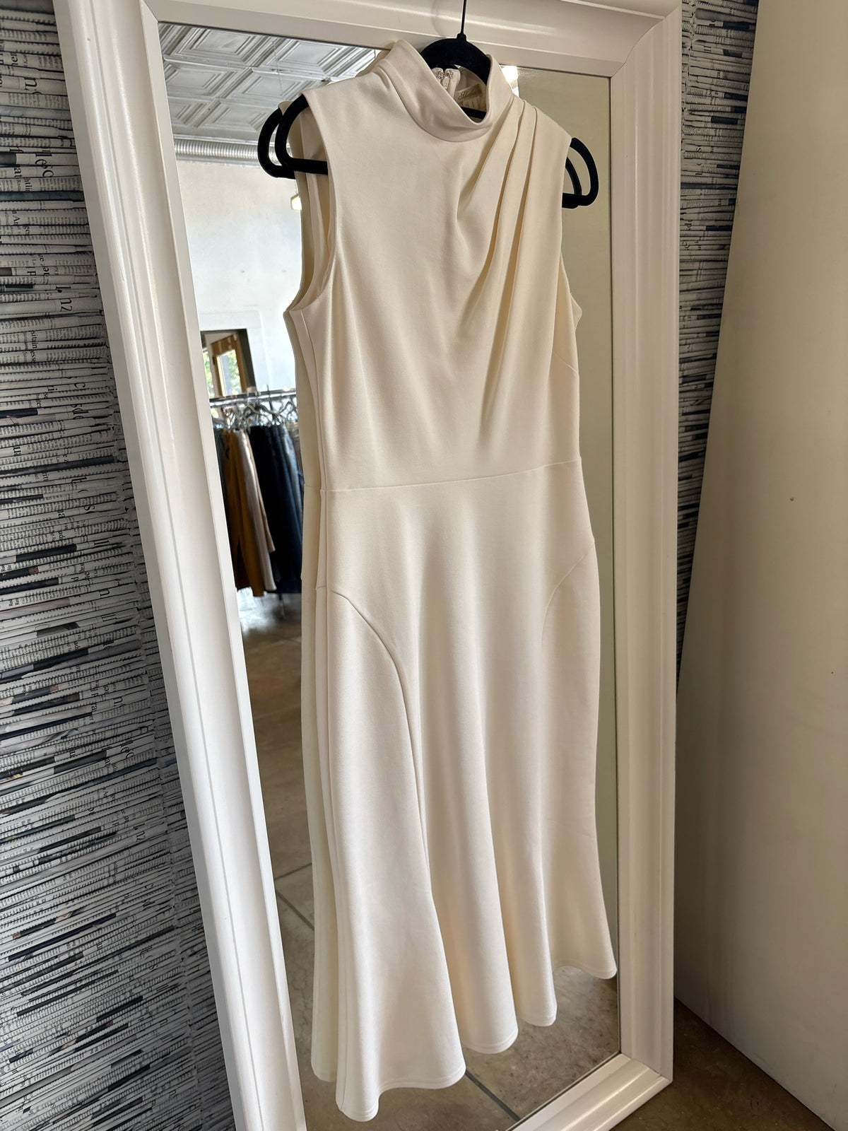 Shoshanna Size 6 Ivory Dress