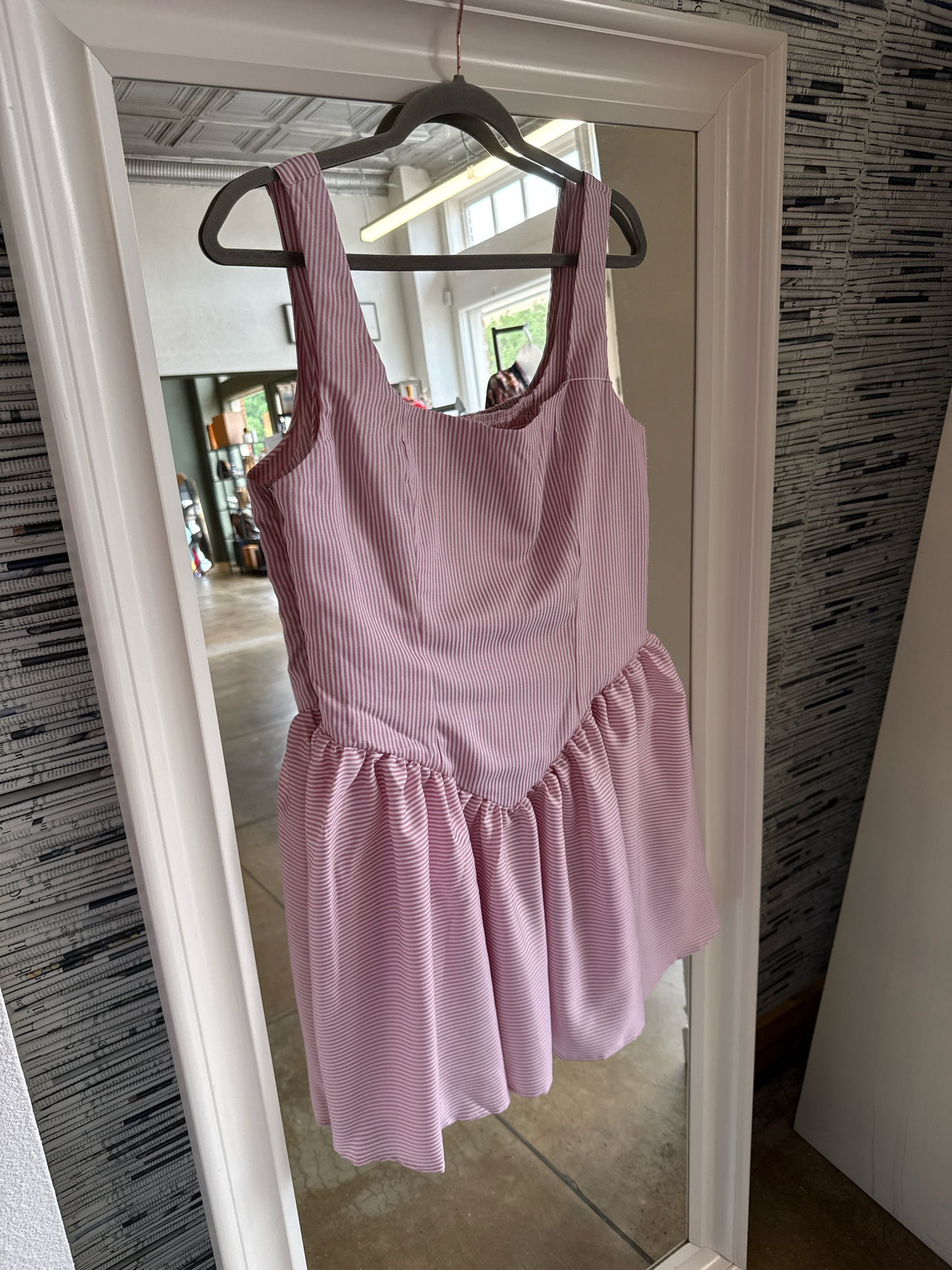 Halara Size L Pink Stripe Dress