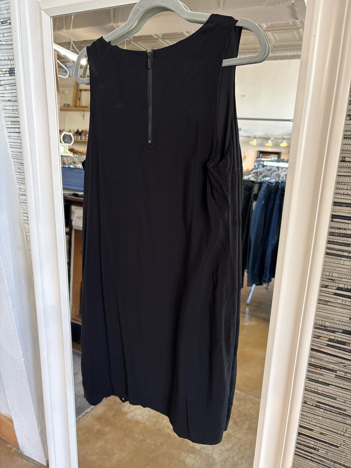 Vince Camuto Size 12 Black Dress