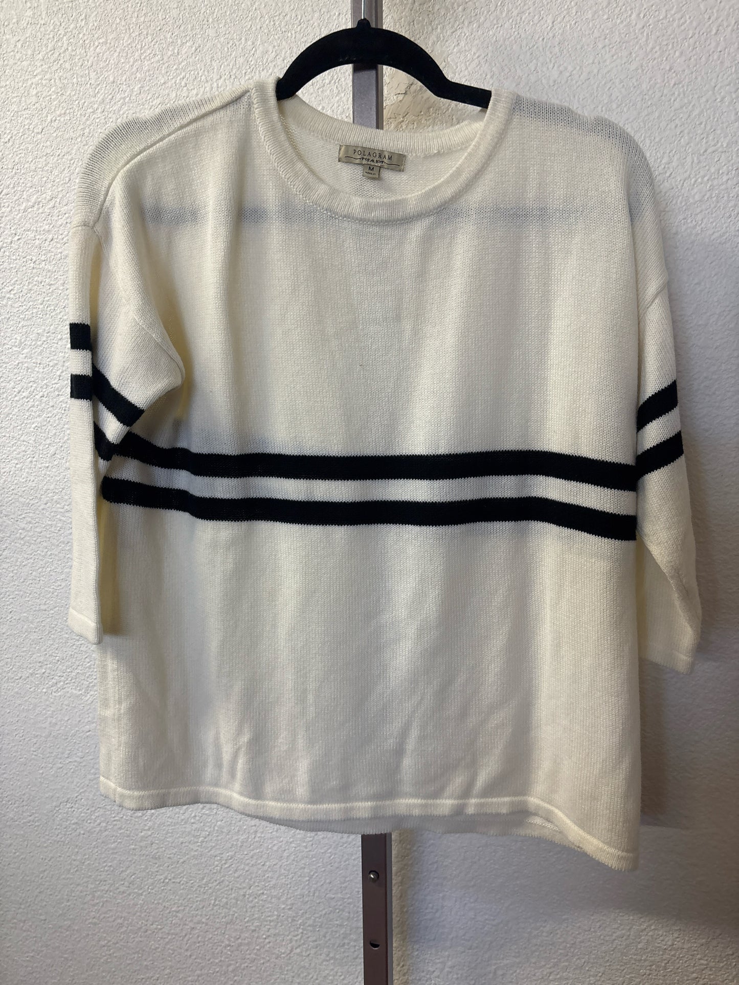 Polagram Size M Cream/multi Stripe Top