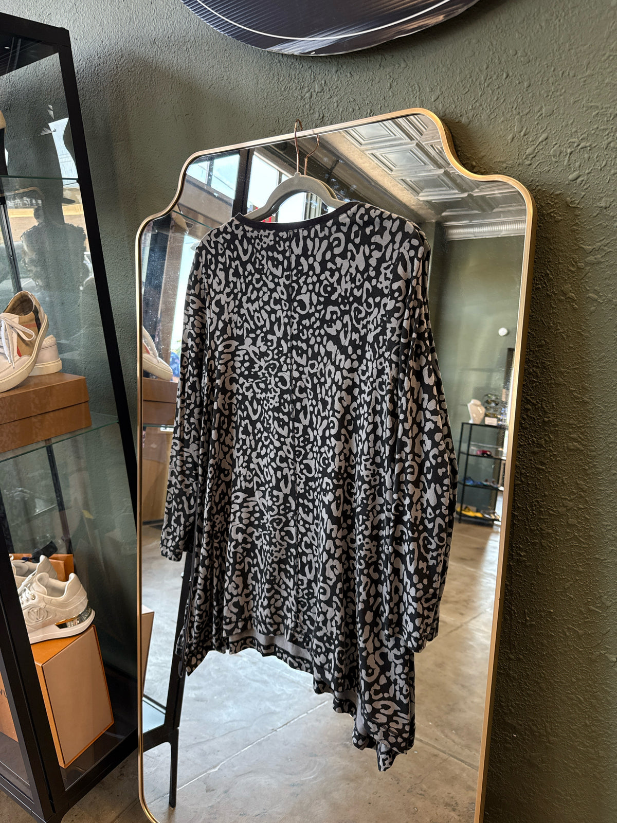 CHICO'S Size M Black/Gray Dress