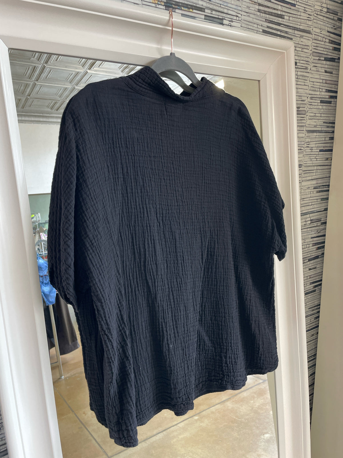 Honest Cotton Size One Size Black Top